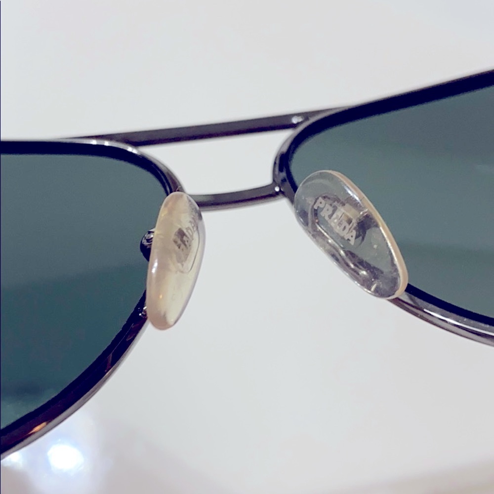 Authentic Prada sunglasses - Picture 5 of 7